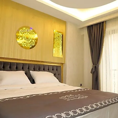 Grand Tower فندق 3*